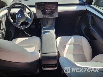 Zdjęcie 8 z 13 samochodu: 2023 TESLA MODEL Y VIN:7SAYGDEE3PF684812 - miniatura