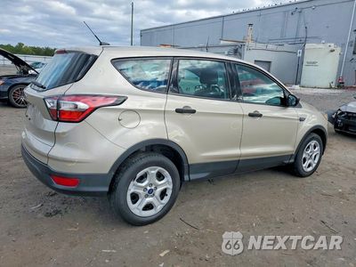 Trzecie zdjęcie samochodu z tyłu: 2017 FORD ESCAPE S VIN:1FMCU0F71HUB19858 - miniatura