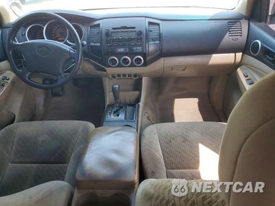 Zdjęcie 8 z 12 samochodu: 2009 TOYOTA TACOMA DOUBLE CAB PRERUNNER VIN:3TMJU62N69M071430 - miniatura