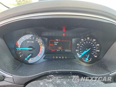Zdjęcie 9 z 12 samochodu: 2014 FORD FUSION SE VIN:1FA6P0H73E5373444 - miniatura
