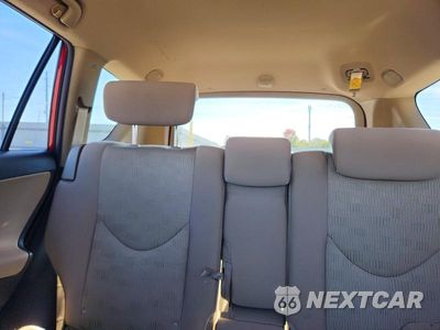 Zdjęcie 10 z 14 samochodu: 2009 TOYOTA RAV4 BASE VIN:JTMZF33VX9D006179 - miniatura