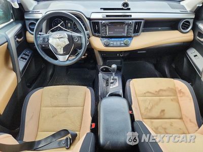 Zdjęcie 8 z 12 samochodu: 2016 TOYOTA RAV4 XLE VIN:2T3WFREV2GW297439 - miniatura