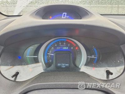 Zdjęcie 9 z 13 samochodu: 2010 HONDA INSIGHT LX VIN:JHMZE2H58AS014317 - miniatura
