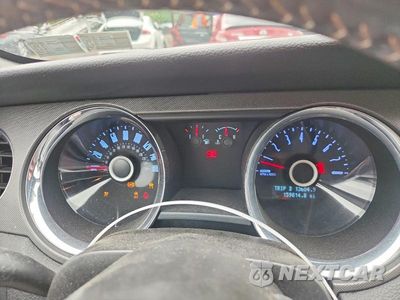Zdjęcie 9 z 12 samochodu: 2014 FORD MUSTANG VIN:1ZVBP8EM8E5295693 - miniatura