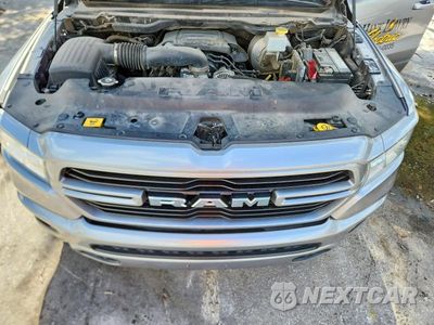 Zdjęcie 11 z 12 samochodu: 2019 RAM 1500 BIG HORN/LONE STAR VIN:1C6RREFT1KN717158 - miniatura