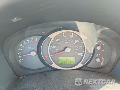 Zdjęcie 9 z 13 samochodu: 2005 HYUNDAI TUCSON GLS VIN:KM8JN12D05U216597 - miniatura