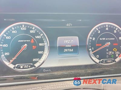 Zdjęcie 9 z 12 samochodu: 2017 MERCEDES-BENZ S 63 AMG VIN:WDDUG7JBXHA291348 - miniatura