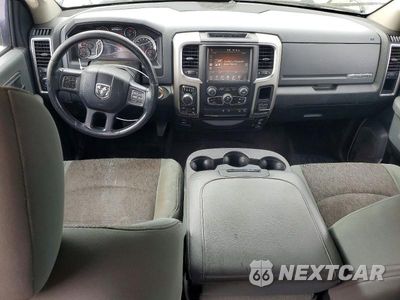Zdjęcie 8 z 12 samochodu: 2016 RAM 1500 SLT VIN:3C6RR7LT2GG218143 - miniatura