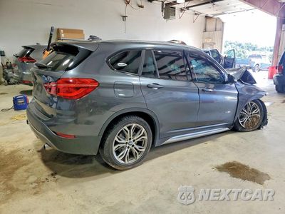 Trzecie zdjęcie samochodu z tyłu: 2017 BMW X1 XDRIVE28I VIN:WBXHT3C32H5F69860 - miniatura