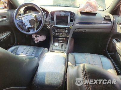 Zdjęcie 8 z 13 samochodu: 2017 CHRYSLER 300 S VIN:2C3CCABG7HH512287 - miniatura