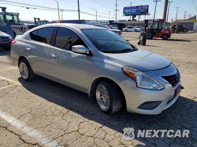 Czwarte zdjęcie samochodu z boku: 2016 NISSAN VERSA 1.6 SV VIN:3N1CN7AP6GL853568 - miniatura