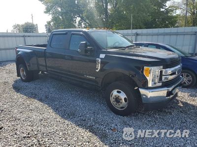 Czwarte zdjęcie samochodu z boku: 2017 FORD F350 SUPER DUTY VIN:1FT8W3DT3HEE31096 - miniatura