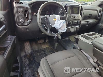 Zdjęcie 8 z 13 samochodu: 2022 CHEVROLET SILVERADO K1500 VIN:3GCNDAEK1NG531852 - miniatura
