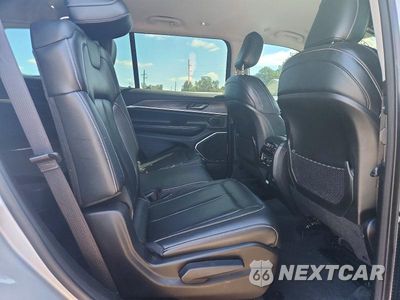 Zdjęcie 11 z 13 samochodu: 2021 JEEP GRAND CHEROKEE L LIMITED VIN:1C4RJKBG3M8188997 - miniatura