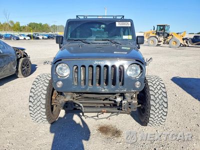 Piąte zdjęcie samochodu w środku: 2017 JEEP WRANGLER UNLIMITED SPORT VIN:1C4BJWDG2HL723343 - miniatura