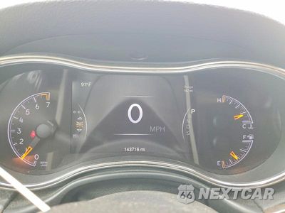 Zdjęcie 9 z 13 samochodu: 2015 JEEP GRAND CHEROKEE LIMITED VIN:1C4RJEBG9FC741038 - miniatura