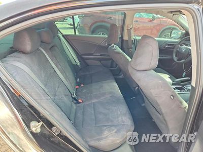 Zdjęcie 10 z 13 samochodu: 2016 HONDA ACCORD EX VIN:1HGCR2F70GA223292 - miniatura