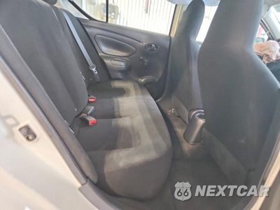 Zdjęcie 10 z 13 samochodu: 2012 NISSAN VERSA 1.6 S VIN:3N1CN7AP1CL861670 - miniatura