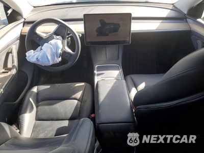 Zdjęcie 8 z 13 samochodu: 2023 TESLA MODEL Y VIN:7SAYGDEEXPA210384 - miniatura