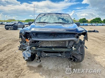 Piąte zdjęcie samochodu w środku: 2022 FORD F150 SUPERCREW VIN:1FTFW1E56NKE35975 - miniatura