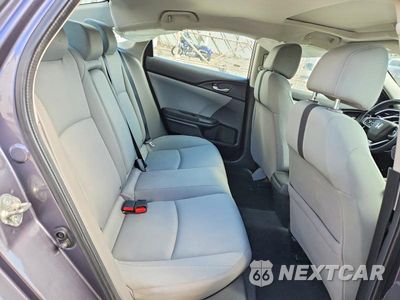 Zdjęcie 10 z 12 samochodu: 2019 HONDA CIVIC EX VIN:19XFC1F33KE215388 - miniatura