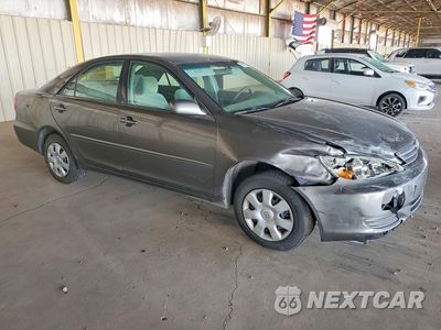Czwarte zdjęcie samochodu z boku: 2004 TOYOTA CAMRY LE VIN:4T1BE32K64U790439 - miniatura