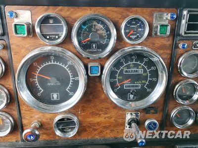 Zdjęcie 9 z 12 samochodu: 1999 KENWORTH T600 SEMI TRUCK VIN:1XKADB9X9XR797525 - miniatura