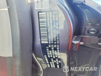 Zdjęcie 12 z 12 samochodu: 2020 ALFA ROMEO STELVIO VIN:ZASPAJAN6L7C94535 - miniatura