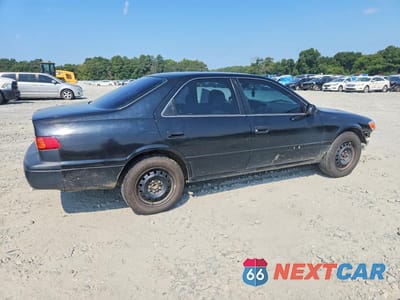 Trzecie zdjęcie samochodu z tyłu: 2001 TOYOTA CAMRY CE VIN:4T1BG22K01U107411 - miniatura