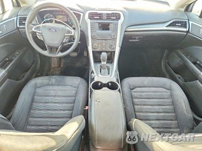 Zdjęcie 8 z 13 samochodu: 2016 FORD FUSION SE VIN:3FA6P0HD5GR388324 - miniatura