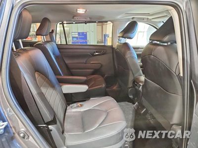 Zdjęcie 11 z 13 samochodu: 2024 TOYOTA HIGHLANDER XLE VIN:5TDKDRBH7RS567501 - miniatura