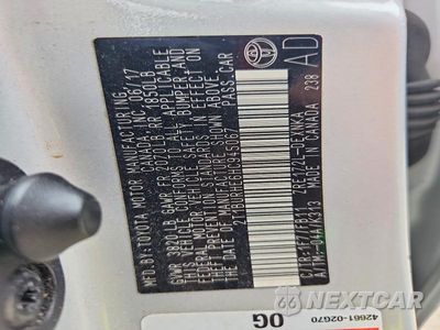 Zdjęcie 12 z 12 samochodu: 2017 TOYOTA COROLLA LE VIN:2T1BURHE6HC945067 - miniatura