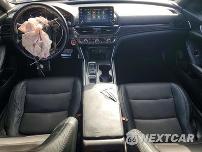 Zdjęcie 8 z 12 samochodu: 2018 HONDA ACCORD SPORT VIN:1HGCV2F31JA048857 - miniatura