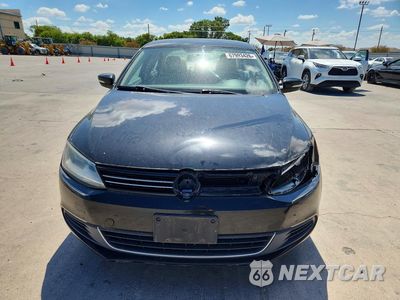 Piąte zdjęcie samochodu w środku: 2013 VOLKSWAGEN JETTA SE VIN:3VWDX7AJ2DM212153 - miniatura