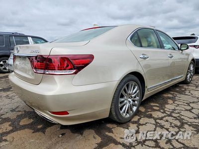 Trzecie zdjęcie samochodu z tyłu: 2016 LEXUS LS 460 VIN:JTHBL5EF4G5139750 - miniatura
