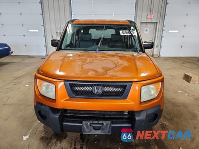 Piąte zdjęcie samochodu w środku: 2006 HONDA ELEMENT EX VIN:5J6YH28776L008333 - miniatura