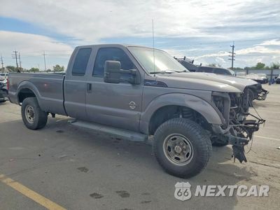 Czwarte zdjęcie samochodu z boku: 2012 FORD F250 SUPER DUTY VIN:1FT7X2BT0CEA10774 - miniatura