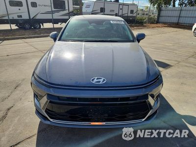 Piąte zdjęcie samochodu w środku: 2025 HYUNDAI SONATA HYBRID SEL VIN:KMHL34JJ9SA117328 - miniatura