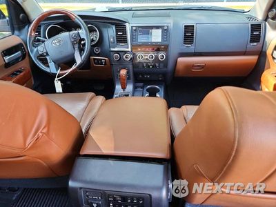 Zdjęcie 8 z 12 samochodu: 2020 TOYOTA SEQUOIA PLATINUM VIN:5TDDY5G16LS174940 - miniatura