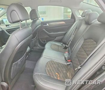 Zdjęcie 10 z 12 samochodu: 2015 HYUNDAI SONATA SPORT VIN:5NPE34AF1FH186456 - miniatura