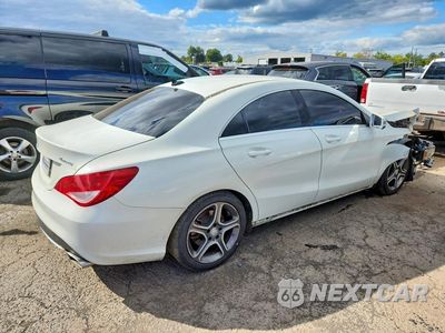Trzecie zdjęcie samochodu z tyłu: 2014 MERCEDES-BENZ CLA 250 4MATIC VIN:WDDSJ4GBXEN140710 - miniatura