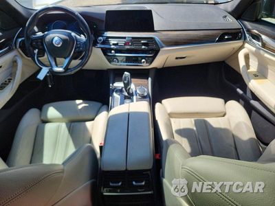 Zdjęcie 8 z 12 samochodu: 2018 BMW 540 I VIN:WBAJE5C57JG918389 - miniatura