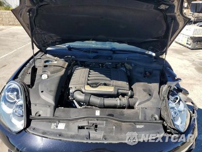 Zdjęcie 11 z 12 samochodu: 2016 PORSCHE CAYENNE VIN:WP1AA2A2XGKA14983 - miniatura