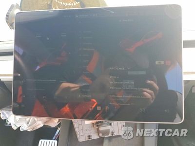 Zdjęcie 9 z 13 samochodu: 2023 TESLA MODEL Y VIN:7SAYGDEF2PF865716 - miniatura