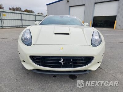 Piąte zdjęcie samochodu w środku: 2013 FERRARI CALIFORNIA 1100 I VIN:ZFF65TJA1D0190645 - miniatura