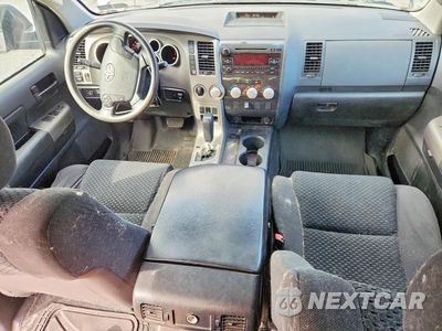 Zdjęcie 8 z 12 samochodu: 2013 TOYOTA TUNDRA CREWMAX SR5 VIN:5TFDY5F14DX305456 - miniatura