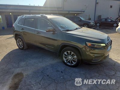 Czwarte zdjęcie samochodu z boku: 2021 JEEP CHEROKEE LATITUDE LUX VIN:1C4PJLMX0MD136843 - miniatura