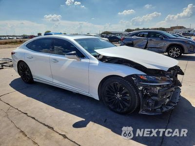 Czwarte zdjęcie samochodu z boku: 2020 LEXUS LS 500 BASE VIN:JTHD51FF4L5011707 - miniatura