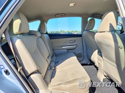 Zdjęcie 10 z 12 samochodu: 2013 TOYOTA PRIUS V THREE VIN:JTDZN3EU4D3199077 - miniatura