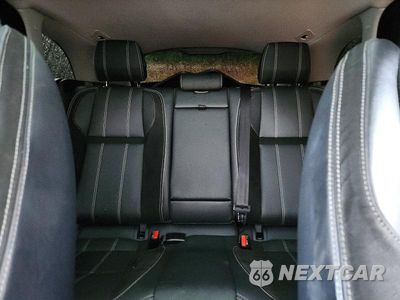 Zdjęcie 10 z 13 samochodu: 2019 LAND ROVER RANGE ROVER VELAR S VIN:SALYB2EX8KA781824 - miniatura